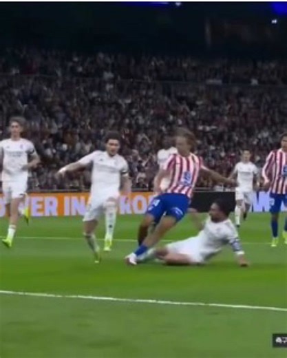 Controversia del penalti Carvajal-Llorente en el Madrid vs Atlético