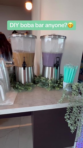 DIY boba bar is such a fun and cute idea! Check out @Bobaholic Cafe for your next catered event 🧋 #seattletiktok #seattlecafe #seattleboba #diyboba