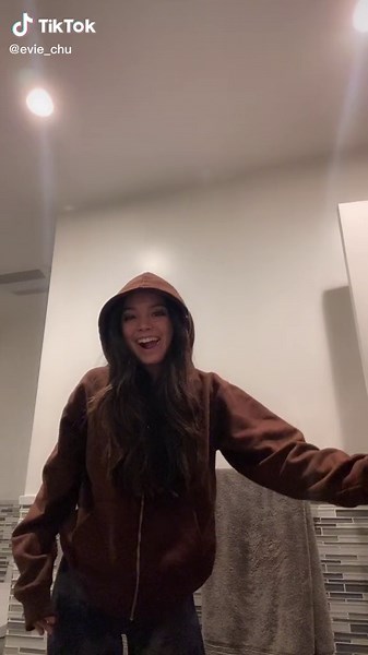 Hips don’t lie @maxchu__