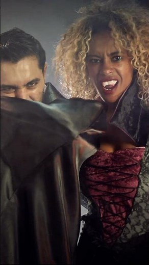 Vampires Costumes for Halloween 🧛🩸#spookyseason #dracula #vampires #costumes #halloweencostumes