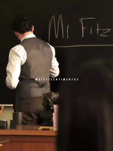 O Romance Proibido Entre Aluno e Professor!
