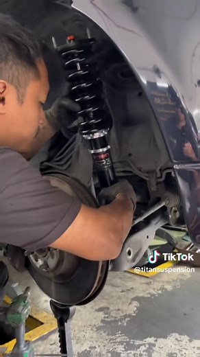 Range Rover Sport L320 Air Suspension to Coilover Conversion Kit