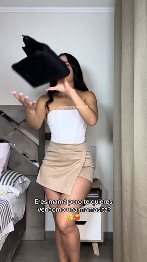 Visita nuestra página web WWW.FEMMENINASS.CL 🔥 #mamasita #mujeres #tendencia #chile🇨🇱 #Chile #chaquetas #frío #invierno #outfitideas #outfitinspo #efectopushup #skinny #jeansmujer #jeansoutfit