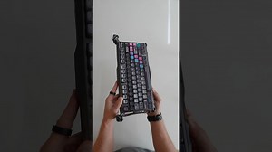 Unboxing the GravaStar Mercury K1 Pro gaming keyboard!