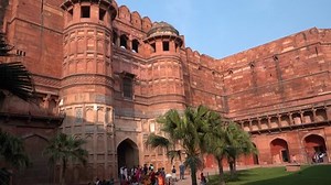 AGRA, INDIA, 7 NOVEMBER 2022 : Tourists at the Red Fort in Agra, this fort is a very popular tourist attraction as you can get a beautiful view of the Taj Mahal. A UNESCO World Heritage site.