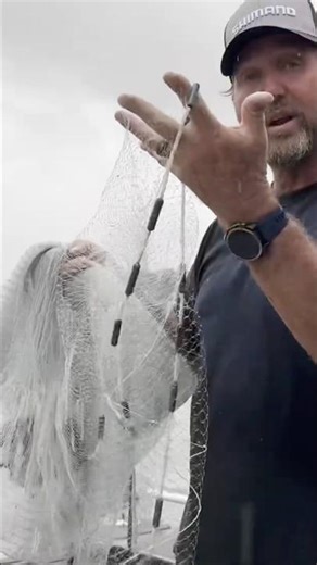 How to cast a cast net #fishing #prawning #castingacastnet