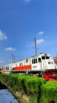Kirim rangkaian eksekutif new image tujuan LPN berangkat jalur 3 stasiun kediri