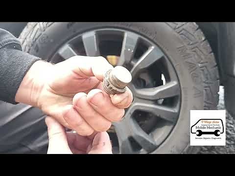 How To Remove Ford Ranger Locking Wheel Nut Using Dynomec XL Kit With Blade D
