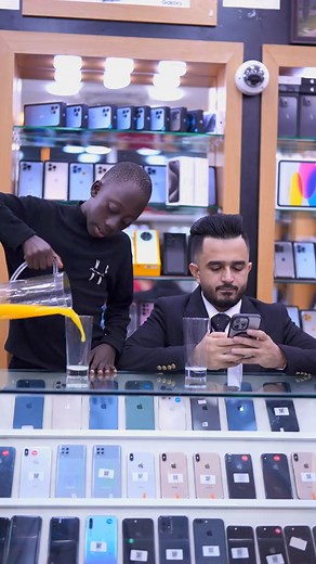 ZAM ZAM ELECTRONIC TRADING OFFICIAL LLC CHOTA BHAI BADA BHAI DUBAI MOBILE SHOPS | zamzam electronic trading LLc