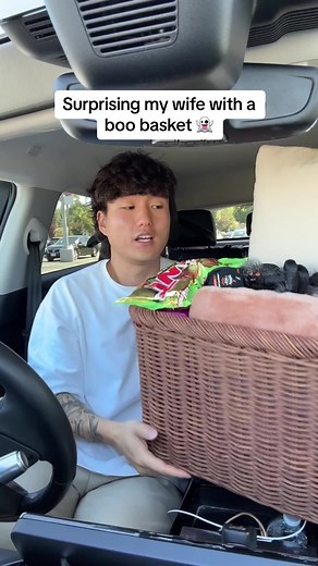 Surprising my wife with a boo basket during her time of the month 👻 #boobasket #andyandmichelle #couples #marriedlife