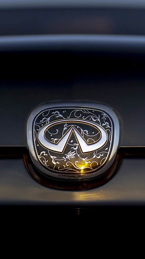 The INFINITI logo evokes the feeling of driving down the open road, heading off into the horizon. See how it’s evolved through the years. #throwback #badge #carbadge #evolution #carnostalgia #throwbackthursday #vehicletransformation #vehiclebadges #carshopping #carexterior #cartok #LuxurySUV #horizon #drivinghorizon