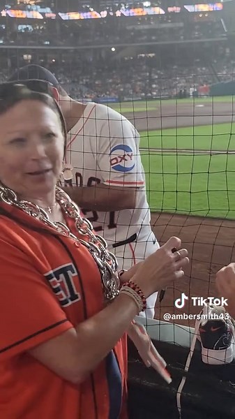 Getting Altuve's Signature on a Shoe: A Memorable Moment