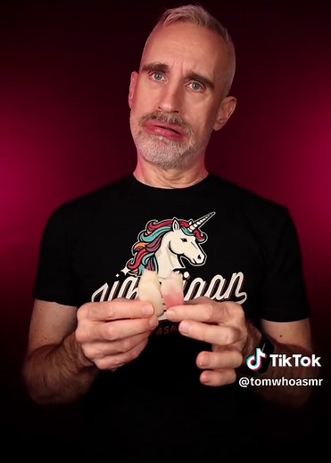 Exploring Old Fashioned Wax Candy: A Unique ASMR Experience