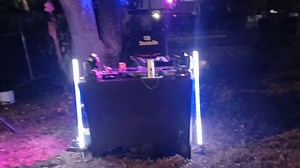 One of the things that sets entertainment companies apart is being able to adapt to any situation...a recent event went like this ....front yard wedding...at dusk..start is right after ceremony, which was in the same spot.. LET'S GO...after a quick setup and change, it all sounded and looked fantastic, neighbors didn't complain and everyone had a great time dancing (no pictures available because we give 💯 attention and dedication to the our clients)..#cbsounds can handle any situation anytime .