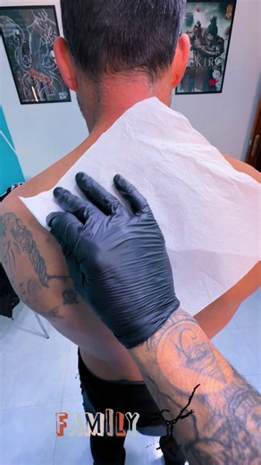 Videos de alberto (@alberto_tattoo_studio) con “Cariño Pa´ Mi Familia - LOS YAKIS”