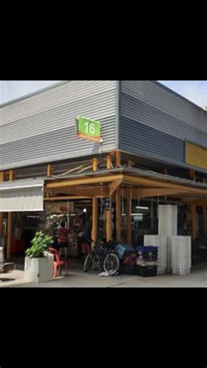 Discover Singaporean Delights at Kopitiam