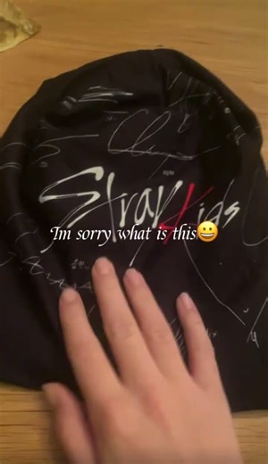 Day 11 what do i do with it help #straykids #shorts