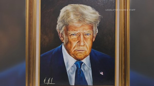 New Trump portrait hangs in Colorado