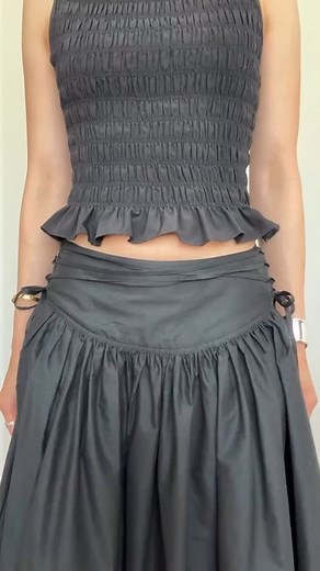 Ella Mae on Instagram: "@itsyourgirlsamanthaaa styling our Twisting Vines Skirt 🖤"