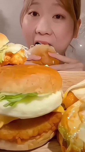 #みゆ #miyu #miyuasmr #大食い #食べる音 #咀嚼音 #tiktokasmr #mukbang #eatingsounds #粘土加工 #粘土加工注意 #fyp #fypシ #切り抜き #おすすめ