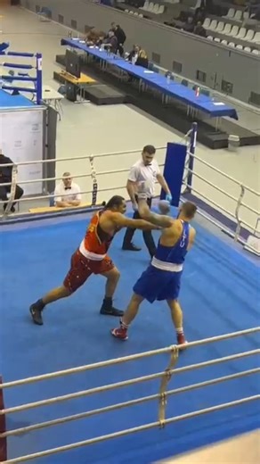 60K views · 2.3K reactions | Rate this Slip Counter.... was 128kg here  Throwback to my first international fight repping Australia  #boxing #heavyweight #amatuerboxing #champion #fyp #viral #boxingtips #cpunter #worldboxing #iba | teremoana_rep | Facebook