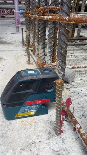 Retractable Extension Pole Demonstration for Construction