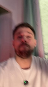 Squeezie utilise de l’IA dans sa dernière vidéo… et Internet a pété un câble 😂 Mais est-ce qu’on s’emballe pas un peu ?