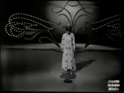 Brenda Lee - Live - Who Can I Turn To? - CC