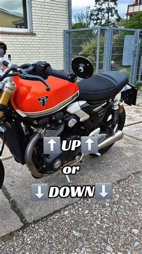 UP or DOWN - Triumph Motorcycle Mirrors