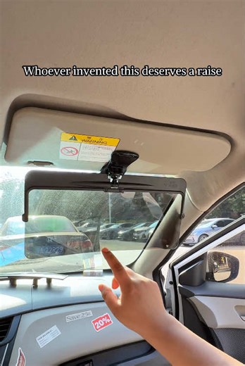 Revolutionary Sun Visor Extender for Safer Driving