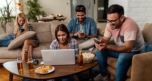 12 Ways to Watch Movies Together Online (It’s Easier Than You Think)