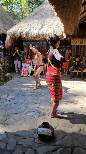 🔥 Pure elegance and connection in motionA man and a woman dancing together — every movement filled