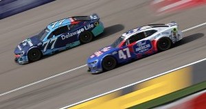 Hocevar on mending things with Stenhouse Jr.: 'Can't go buy him a Hallmark card'