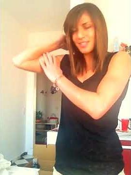 Incredible Biceps Peak young girl biceps flex muscle