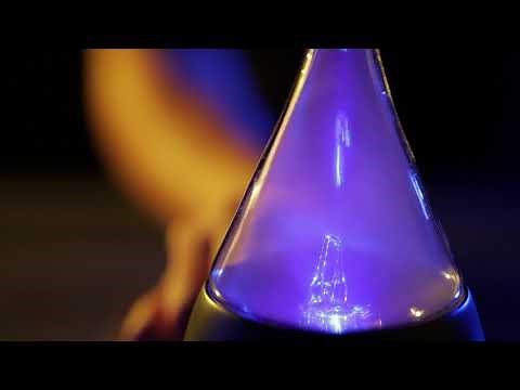 Demonstration of the Raindrop Nebulizing Essential Oil Diffuser