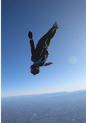 Freestyle Skydiving Techniques for Beginners