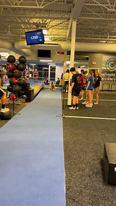 Never a dull moment having Dani & Jon in the same room 🤣👌🏾! Jon’s vertical was the best tonight & Dani turned on the jests today 🚀🔥👏🏾👏🏾👏🏾 all our athletes crushed it today 💪🏾🔥😎 #athletics #trackandfield | Joostcamp