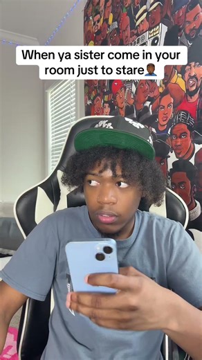When ya sister come in your room just to stare🤦🏾‍♂️#viral