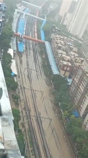Vande Bharat Train running through water logged tracks in Mumbai
