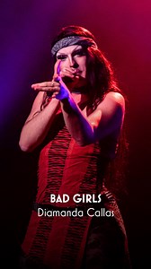 Une drag qui rappe ? Oui mon petit 💅 Diamanda Callas n'est pas là pour faire joli, mais pour retourner la scène comme une merguez sur le Vieux-Port 🔥 🎤 Diamanda Callas ; 🖼️ Charly Voodoo ; 🎥 Alex Ber Quand une drag sort un 16 mesures, même les barbus de la Castellane changent de trottoir 😈 #madamearthur #cabaretparisien #chansonfrançaise #queer #dragshow #drag | Madame Arthur