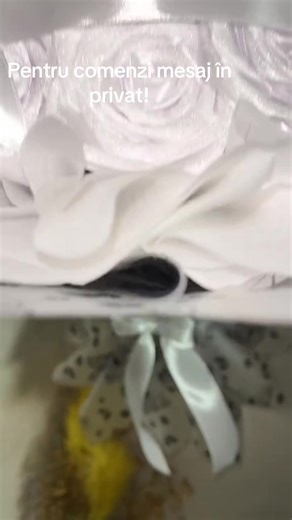 Pentru comenzi mesaj în privat! #videoviral #foryoupage❤️❤️❤️🌹🌹🌹 #viral_videos_tiktok #buchetpersonalizat #cadouspecial