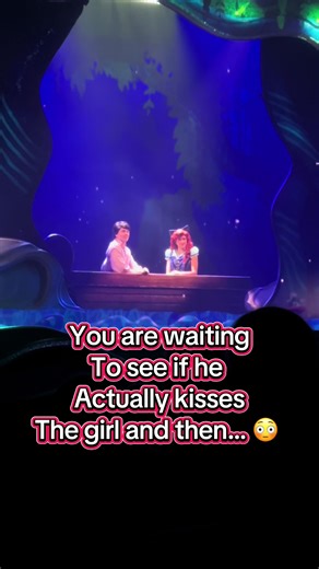 The new little mermaid show, is a pure delight and an amzing piece of art. With puppets and live puppeteers in the background, new and old technologies mixed. It’s so much fun for young and old ! Another must do for every trip !! #tiktokgocreator #disneyhollywoodstudios #ariel #disneyshows #disneyworld