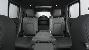2025 Land Rover Defender 130 OUBOUND Interior Design