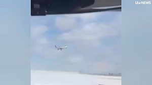 New footage shows the moment a Delta Airlines flight crashed at Toronto Pearson airport where all 80 passengers were safely evacuated Read more: https://www.itv.com/news/2025-02-17/dramatic-scenes-as-plane-crashes-at-toronto-airport | ITV News