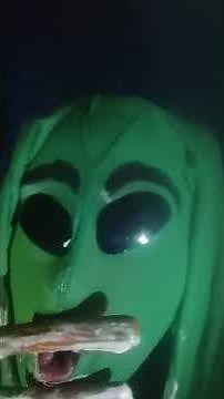 2006 Alien meme returns