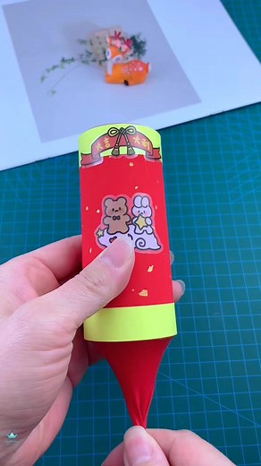 make a kaleidoscope for your baby to play with at home #origami #origamiart #art #handmade #paperart #paperfolding #paper #papercraft #origamipaper #papiroflexia #origamilove #diy #origamiartist #papercrafts #origamilovers #instaorigami #craft #origamiwork #d #design #creative #artist #paperartist #love #origamicrane #modularorigami #origamifun #paperfold #kusudama #origamicraft paper craft | paper craft