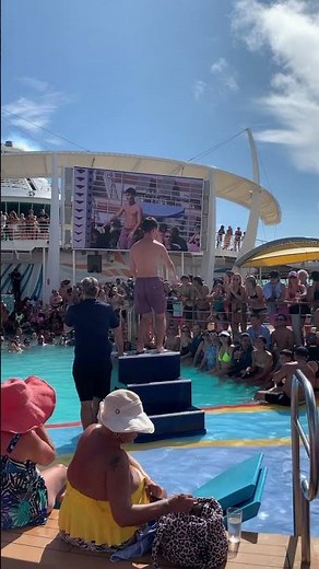 Cruise Ship Pool Party Wild!