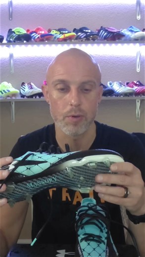 #soccerplayer #soccershorts #soccer #soccerskills #review #football #footballsoccer