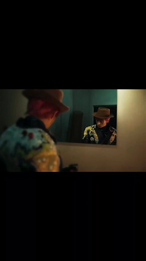 2K views · 205 reactions | *250901 #DylanWang Studio Douyin update for the Elle China Issue. Dylan is dressed in Julien Fournié SS2025 haute couture jacket and pants, aired with Feng Chen Wang high collar knit. Ccto #王鶴棣 #WangHeDi #王鹤棣 | DyShen And Asian Stars Update | Facebook