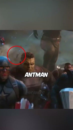 A SPIDERMAN LE COLGABA #spiderman #avengers